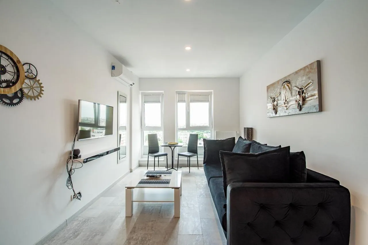 Cozy Penthousestudio Cityview W12 布加勒斯特 公寓