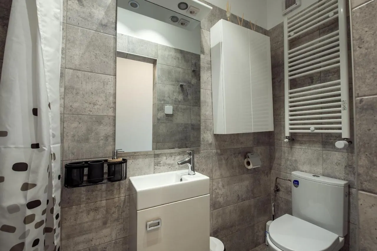 Apartament Cozy Penthousestudio Cityview W12 Bucureşti
