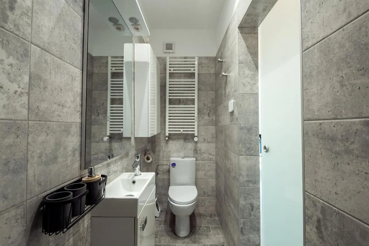 Cozy Penthousestudio Cityview W12 布加勒斯特