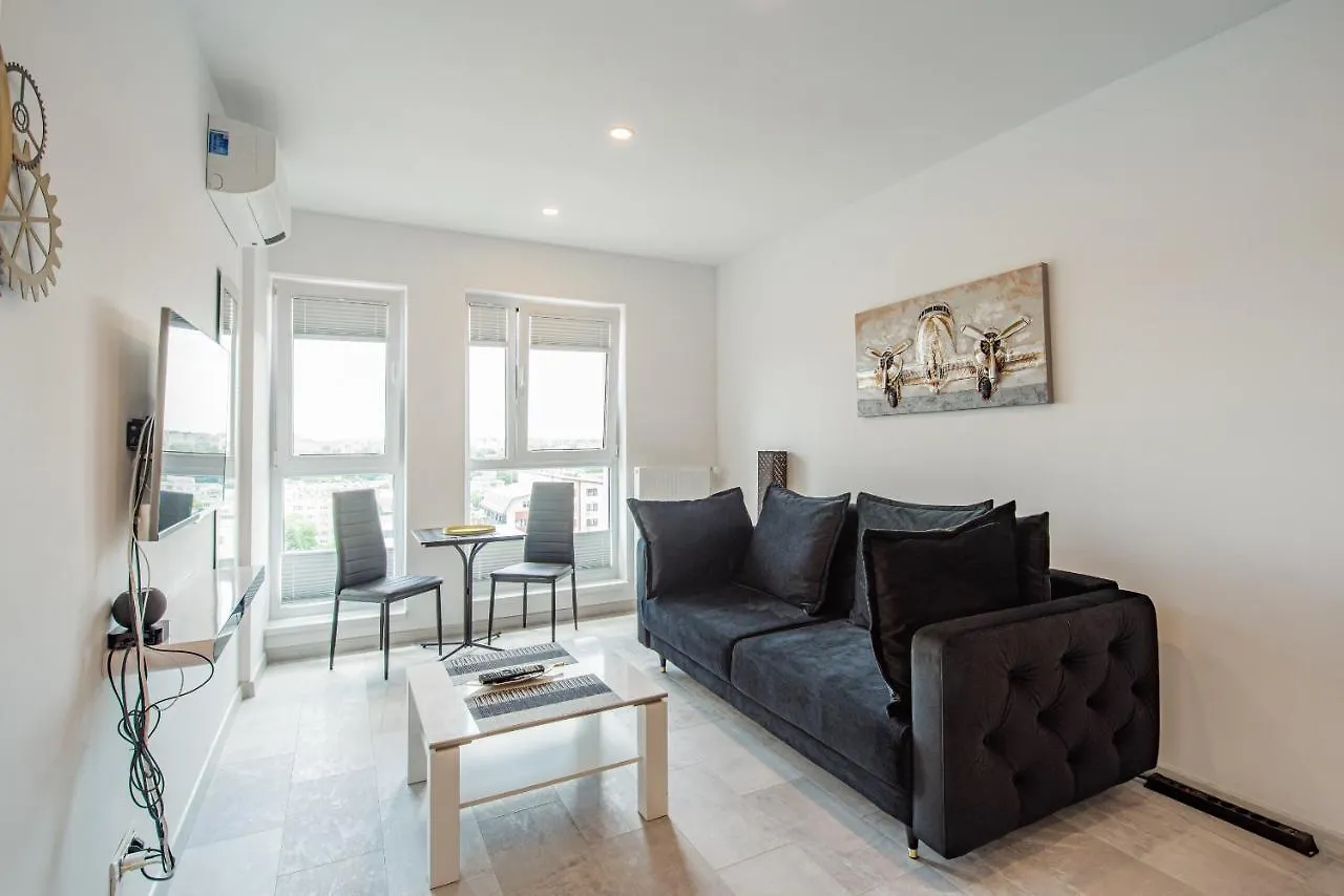 Cozy Penthousestudio Cityview W12 Бухарест